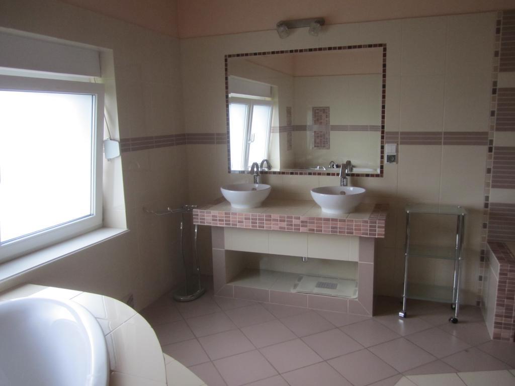 Villa Paradiso Βρότσλαβ Εξωτερικό φωτογραφία